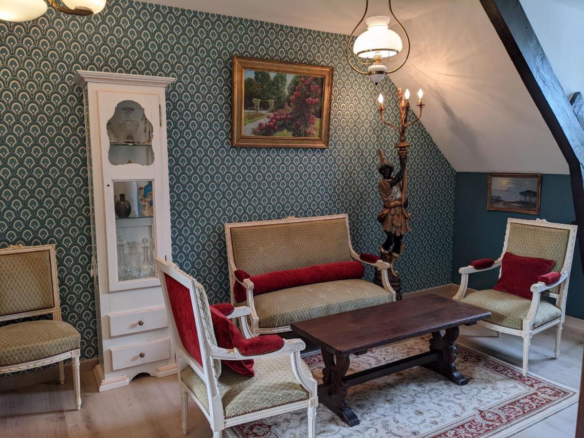 Suite Orient Express Dans L'Auberge Des Trains Mythiques Laniscat Exteriér fotografie